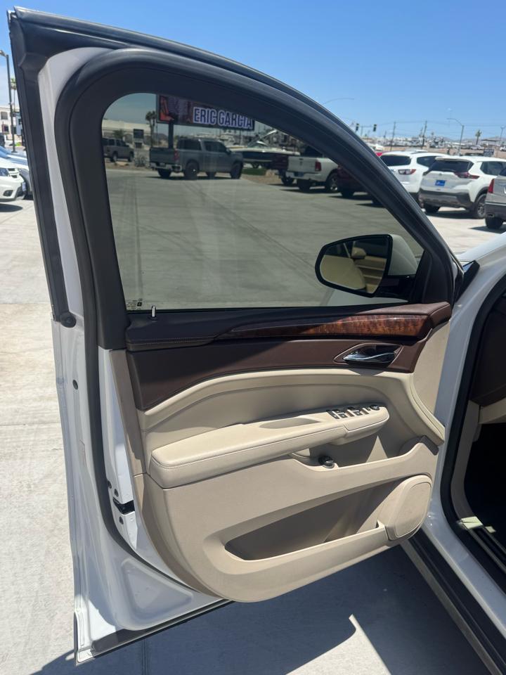 Cadillac SRX  2011