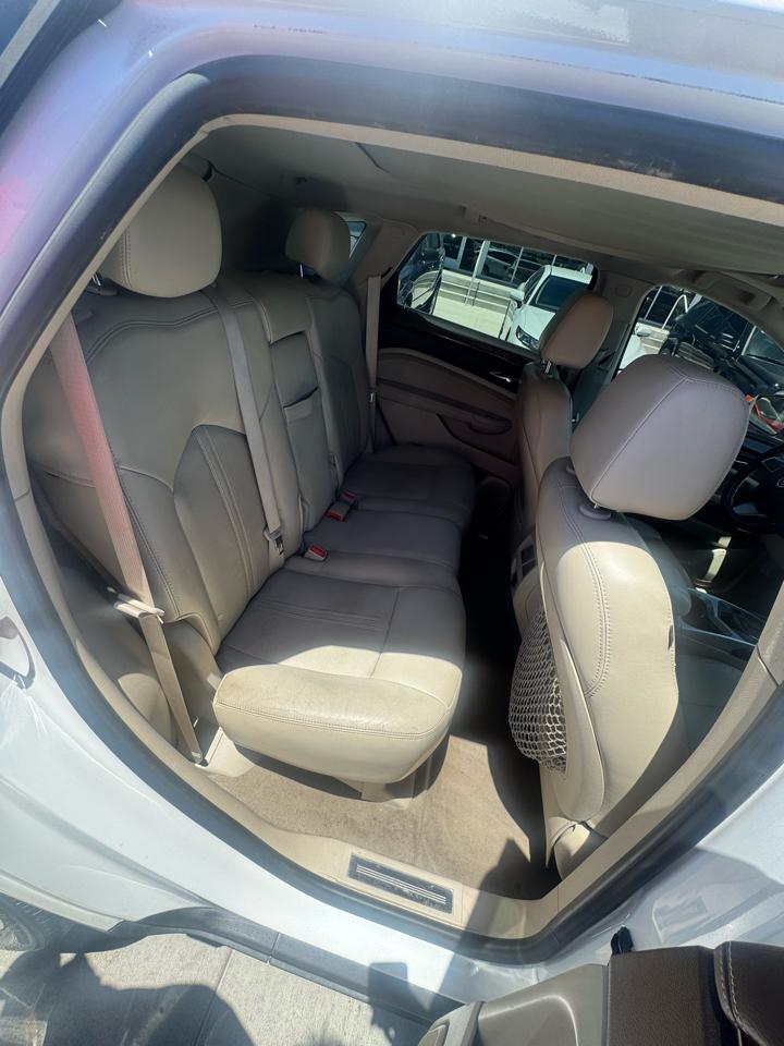 Cadillac SRX  2011