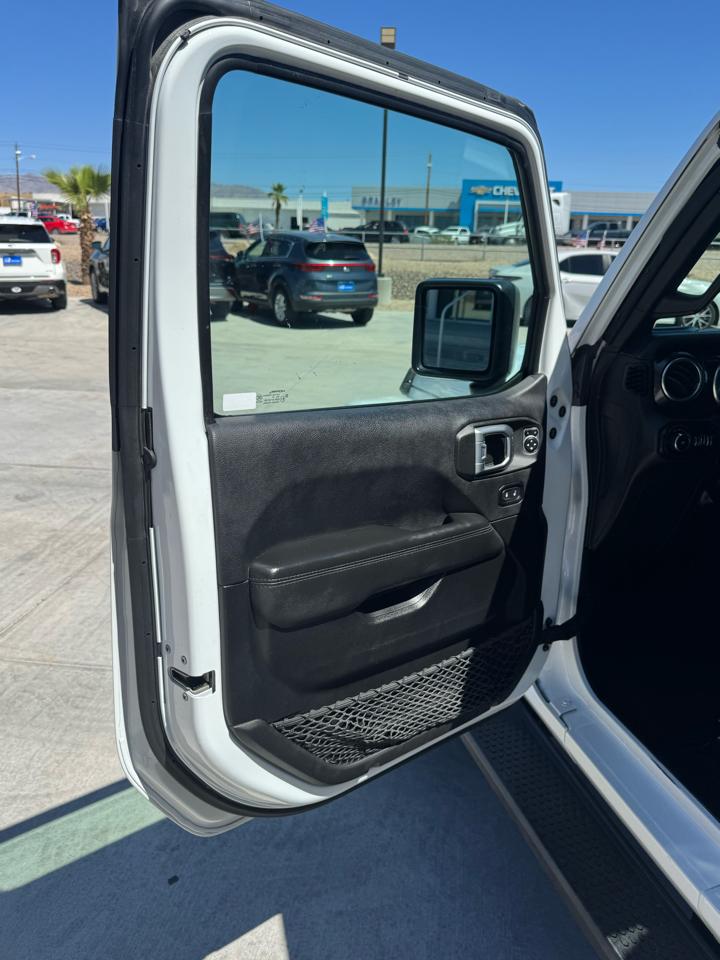 Jeep Wrangler Unlimited Sahara Altitude 2021