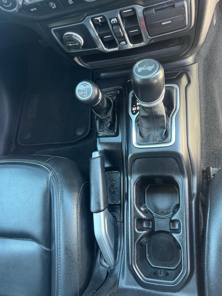 Jeep Wrangler Unlimited Sahara Altitude 2021