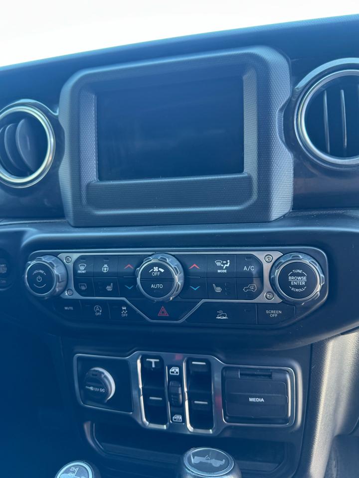 Jeep Wrangler Unlimited Sahara Altitude 2021