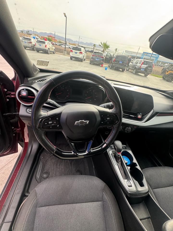 Chevrolet Trax FWD 4dr 1RS 2024