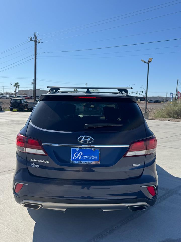 Hyundai Santa Fe SE 3.3L Auto AWD 2017