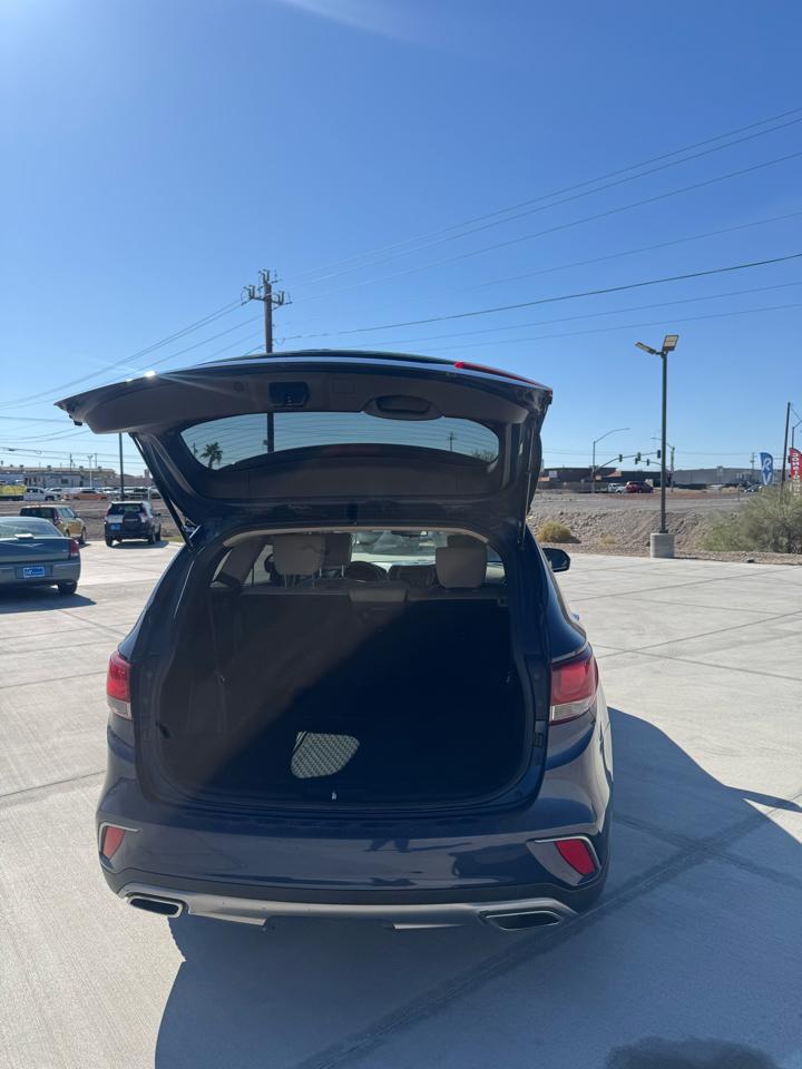 Hyundai Santa Fe SE 3.3L Auto AWD 2017
