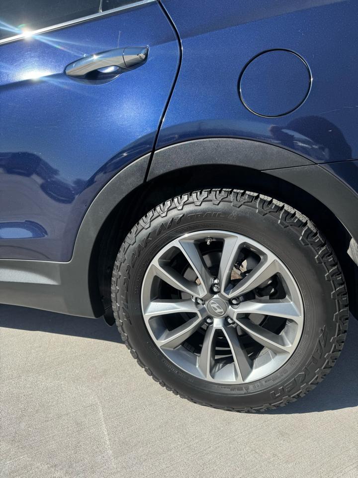 Hyundai Santa Fe SE 3.3L Auto AWD 2017