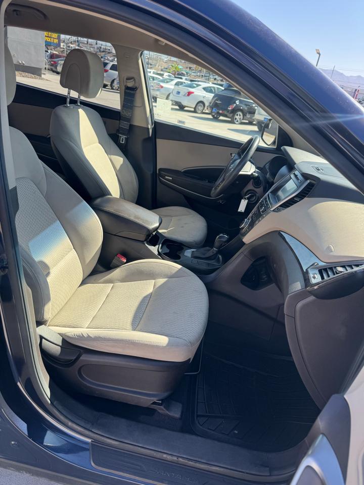 Hyundai Santa Fe SE 3.3L Auto AWD 2017