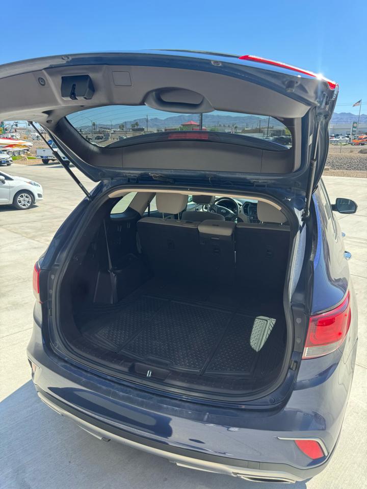 Hyundai Santa Fe SE 3.3L Auto AWD 2017