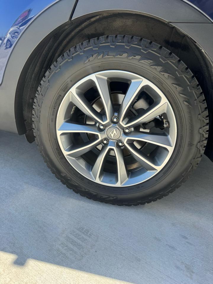 Hyundai Santa Fe SE 3.3L Auto AWD 2017