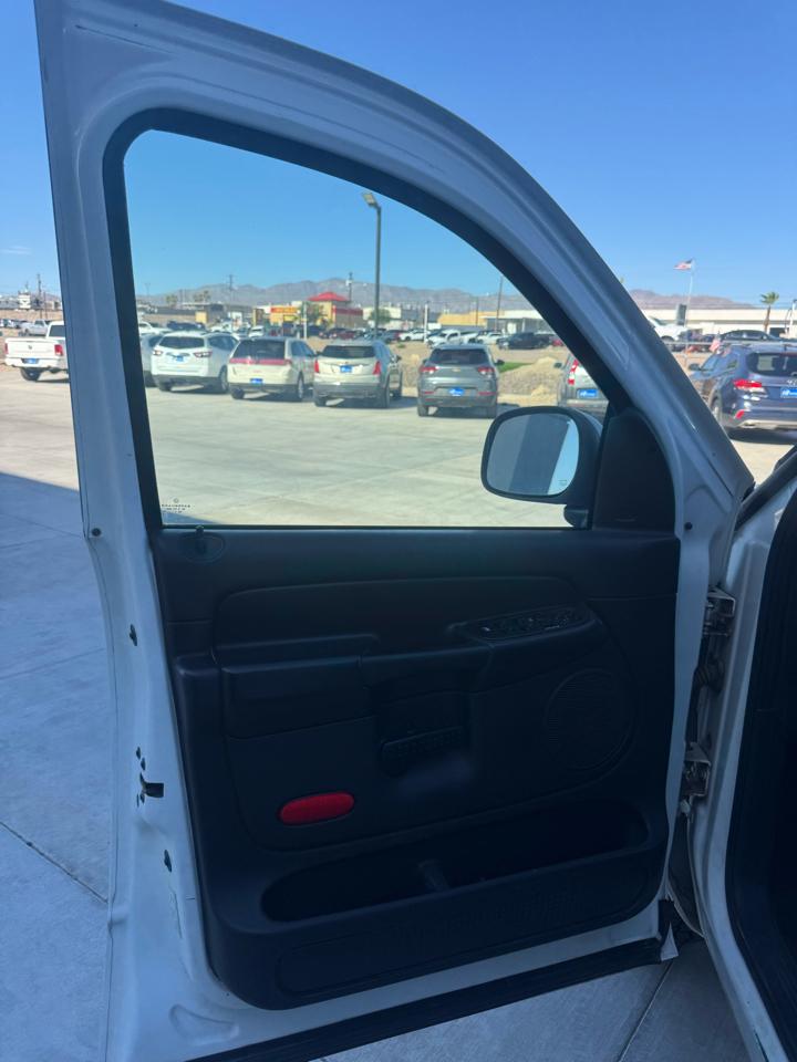 Dodge Ram 1500  2005