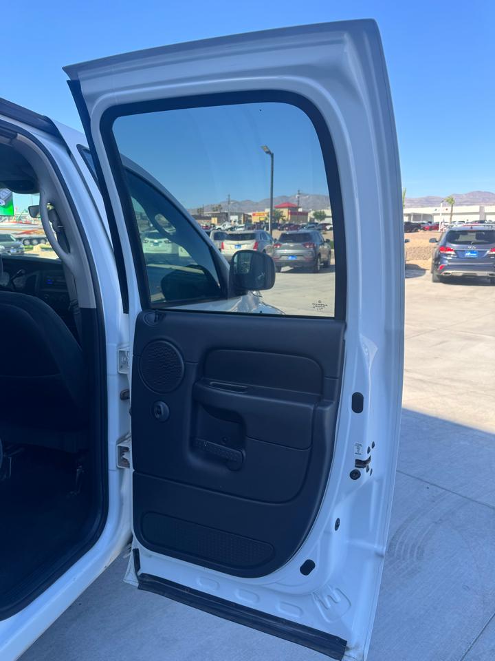 Dodge Ram 1500  2005