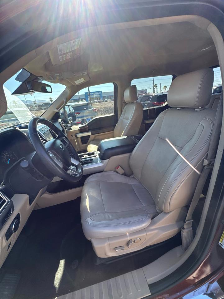 Ford F-150 4WD SuperCrew 145" Lariat 2016