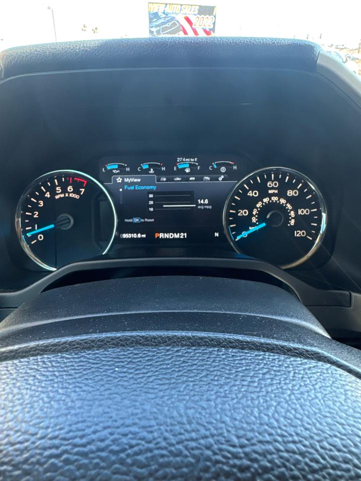 Ford F-150 4WD SuperCrew 145" Lariat 2016
