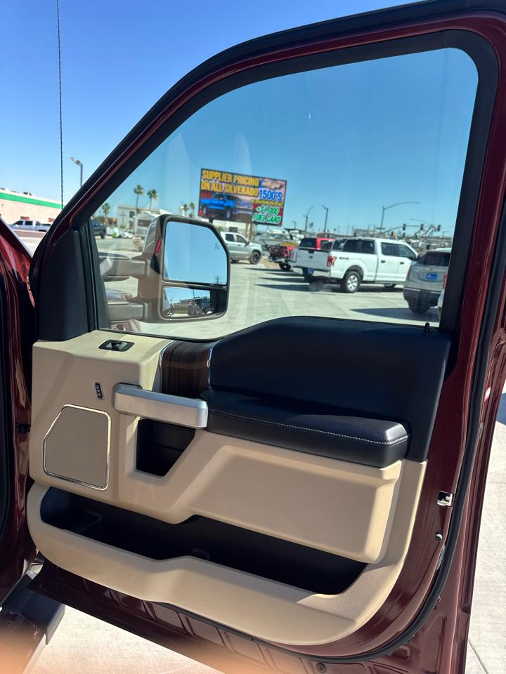 Ford F-150 4WD SuperCrew 145" Lariat 2016