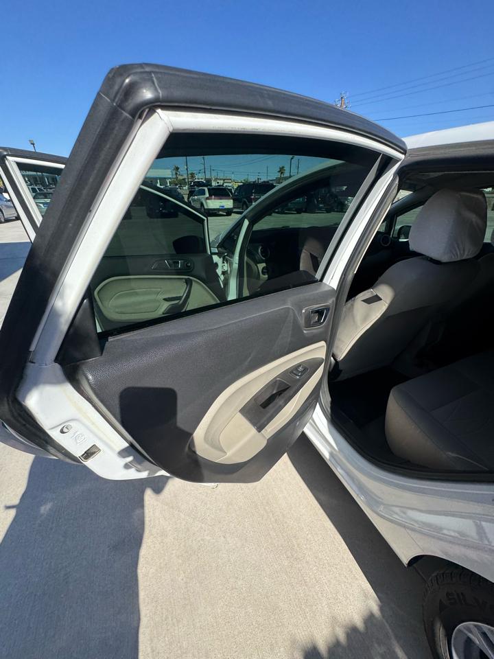 Ford Fiesta  2014