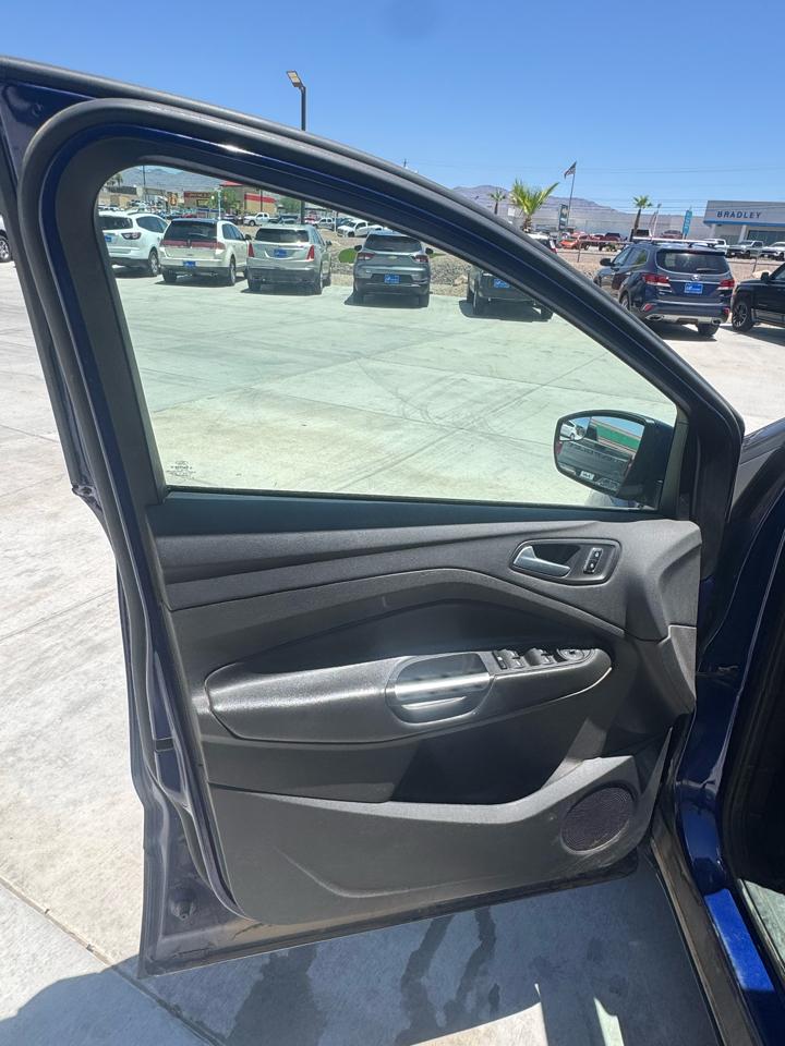 Ford Escape  2016