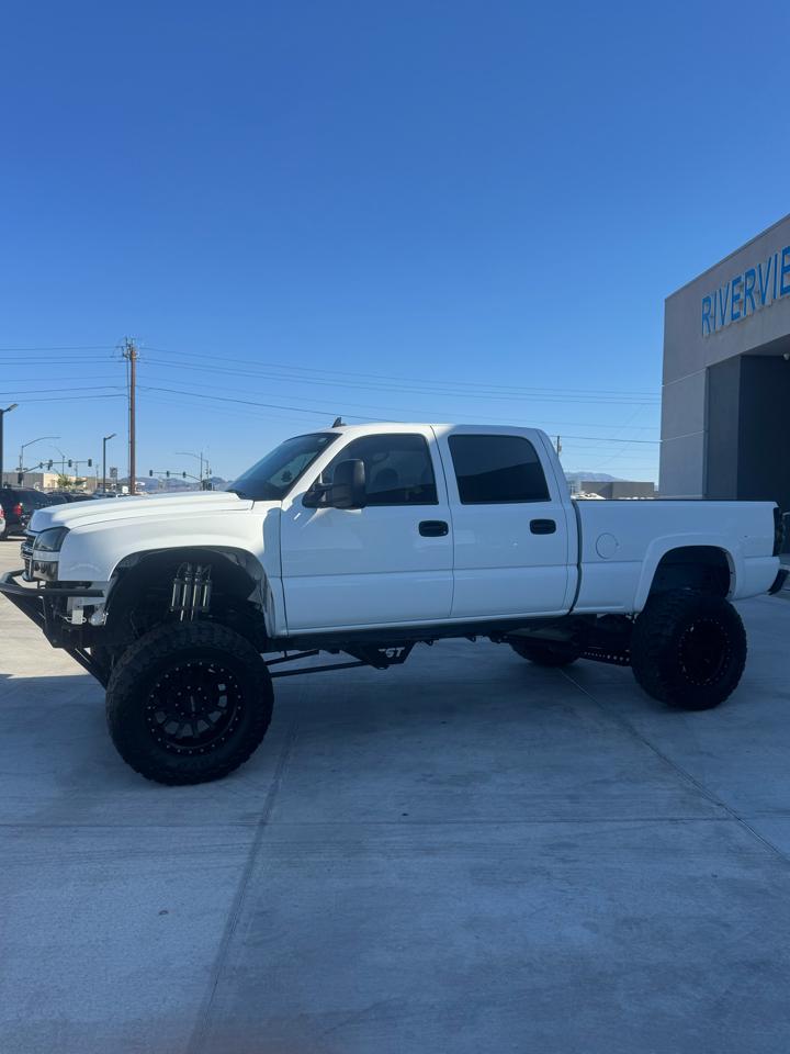 Chevrolet Silverado 2500HD Crew Cab 153" WB 4WD LT1 2006