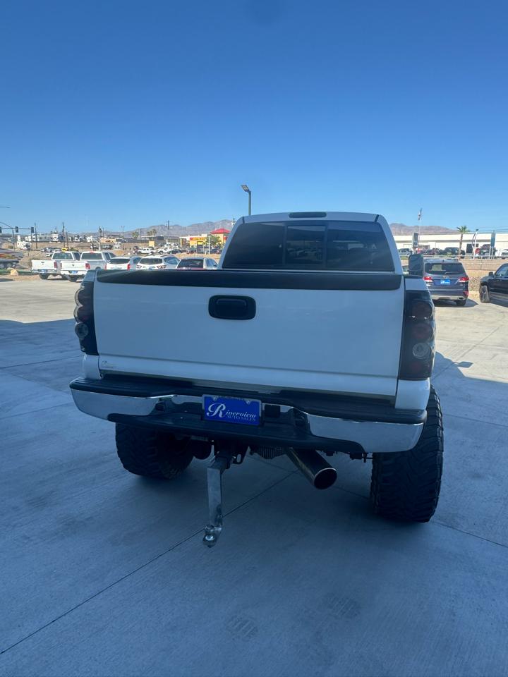 Chevrolet Silverado 2500HD Crew Cab 153" WB 4WD LT1 2006