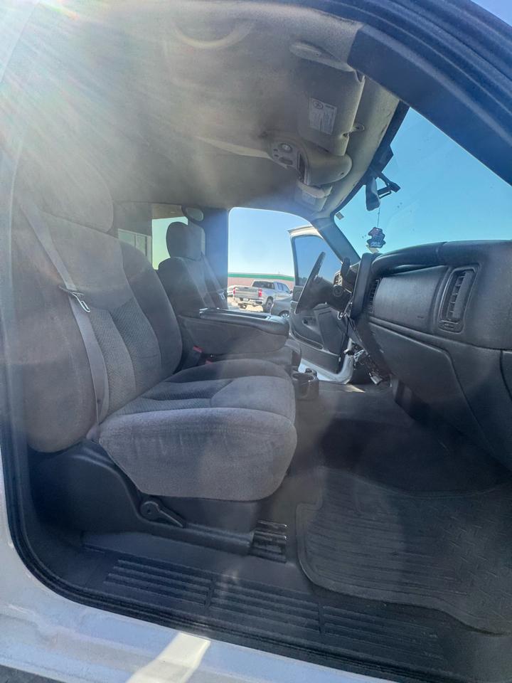 Chevrolet Silverado 2500HD Crew Cab 153" WB 4WD LT1 2006