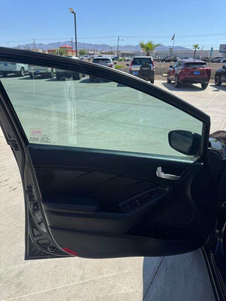 Kia Forte5 LX Auto 2017