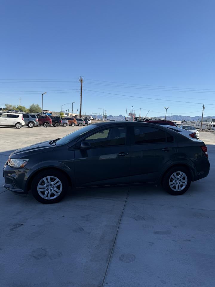 Chevrolet Sonic 4dr Sdn Auto LS 2017