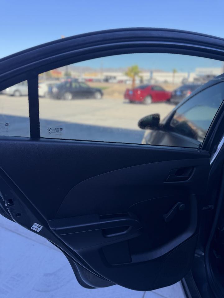 Chevrolet Sonic 4dr Sdn Auto LS 2017