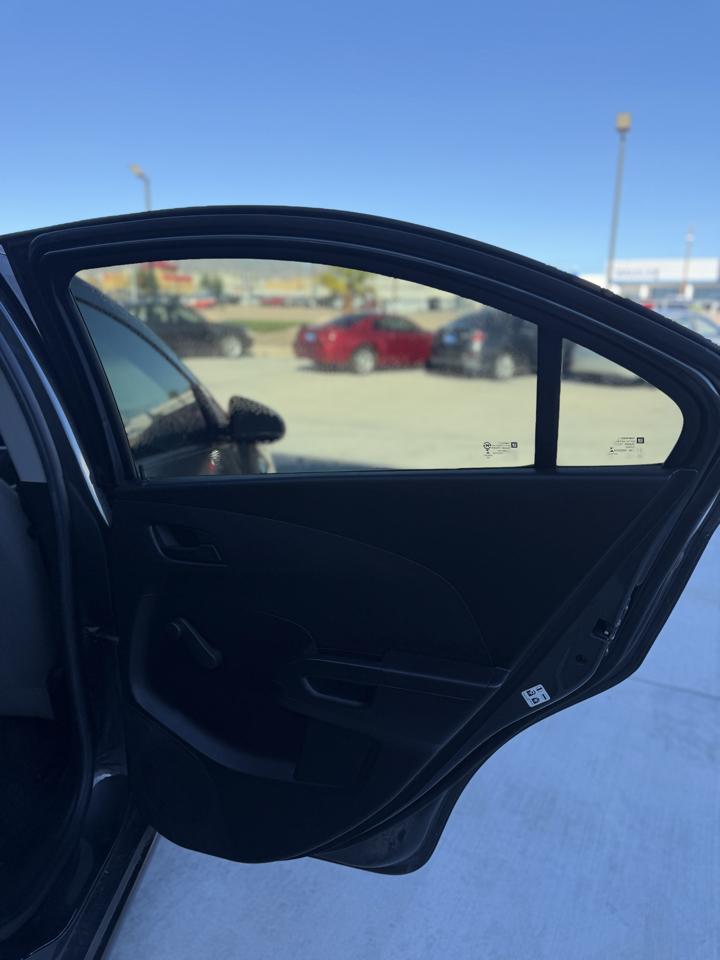 Chevrolet Sonic 4dr Sdn Auto LS 2017