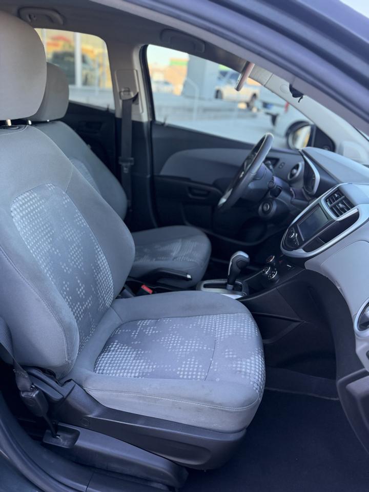 Chevrolet Sonic 4dr Sdn Auto LS 2017