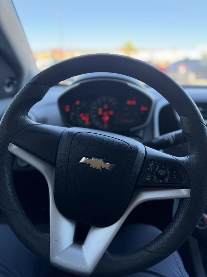 Chevrolet Sonic 4dr Sdn Auto LS 2017