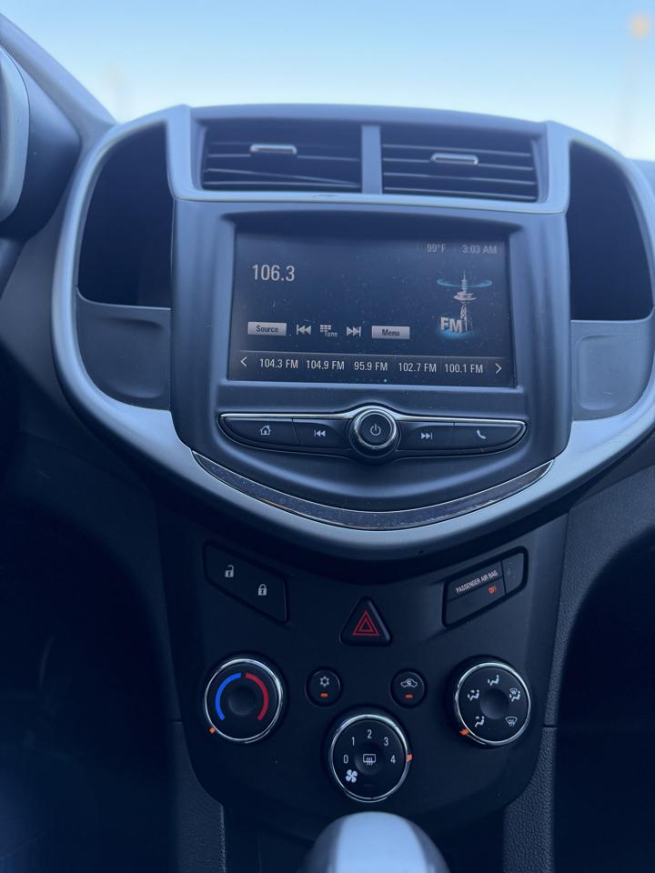 Chevrolet Sonic 4dr Sdn Auto LS 2017