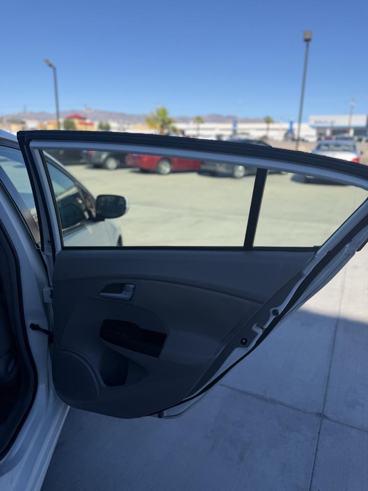 Honda Insight 5dr CVT LX 2012