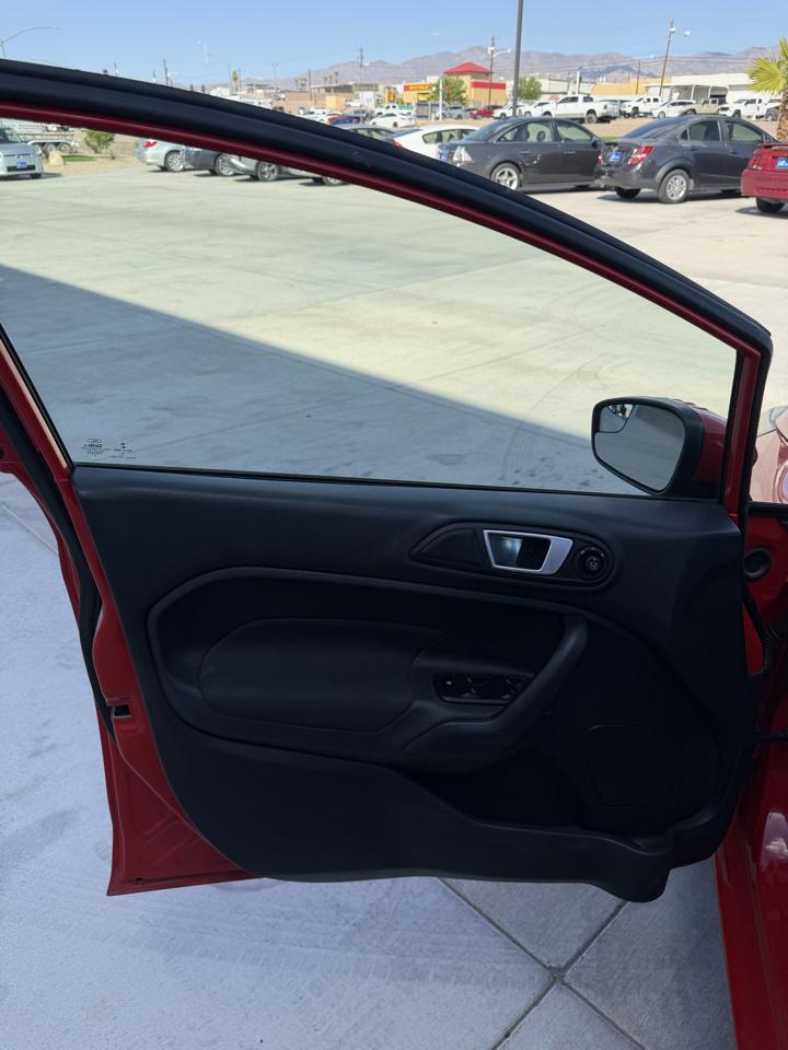 Ford Fiesta 5dr HB SE 2015