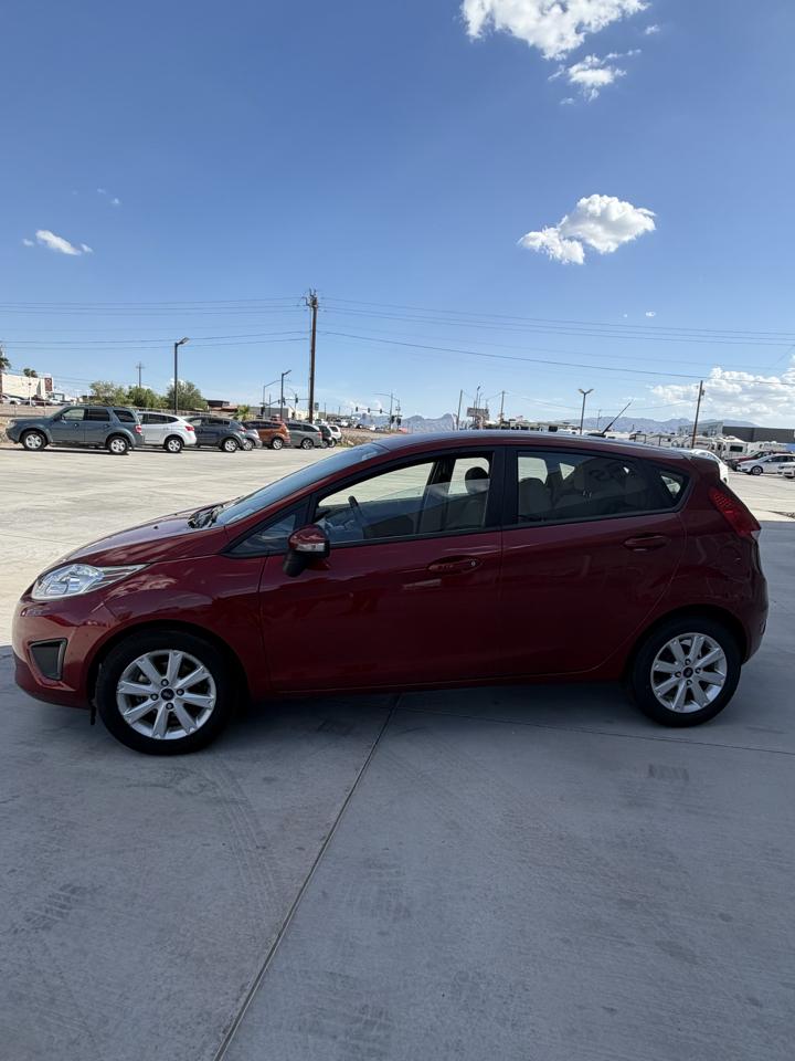 Ford Fiesta 5dr HB SE 2013