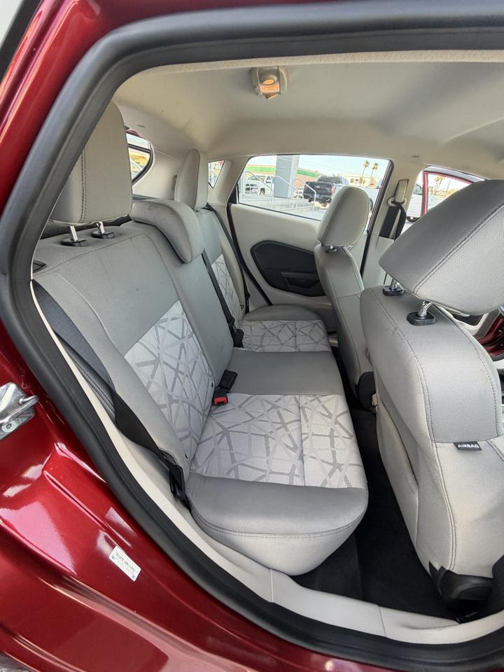 Ford Fiesta 5dr HB SE 2013