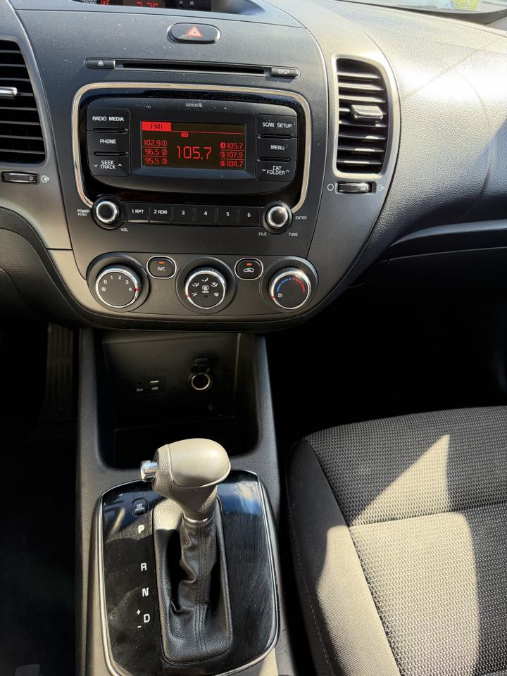 Kia Forte LX Auto 2017