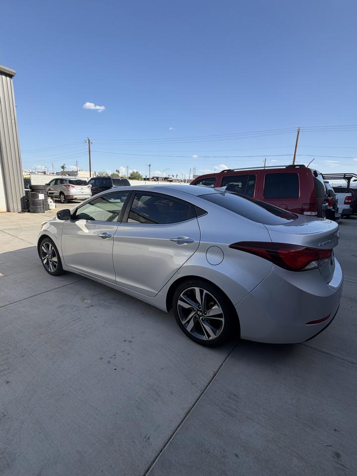 Hyundai Elantra  2014