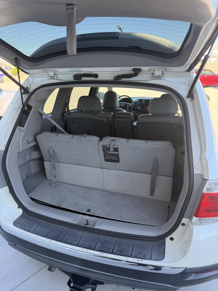 Toyota Highlander  2012