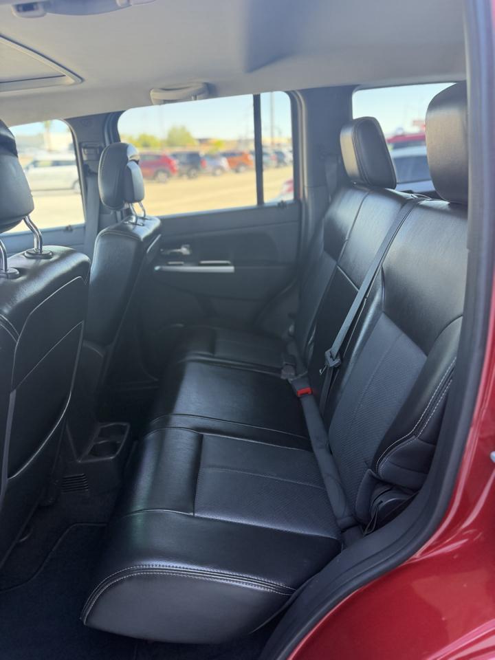 Jeep Liberty 4WD 4dr Limited 2010