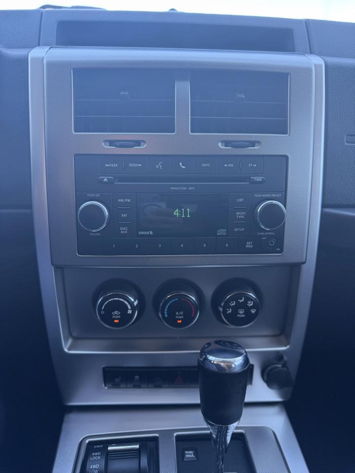 Jeep Liberty 4WD 4dr Limited 2010