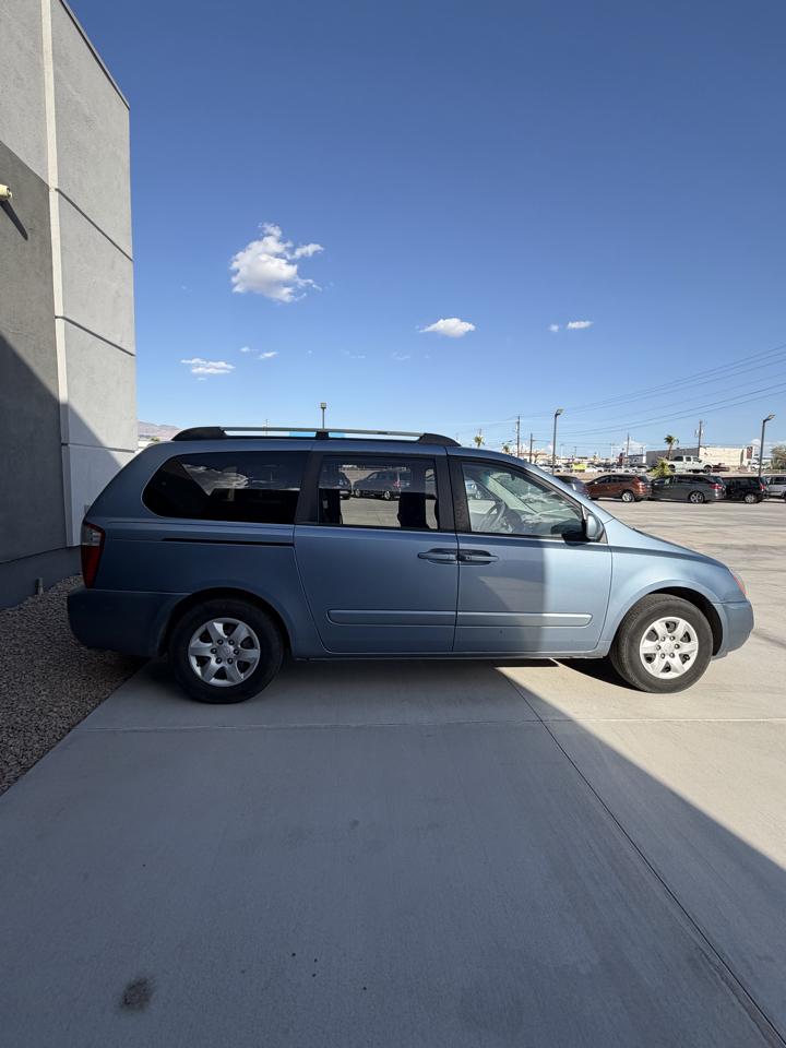 Kia Sedona 4dr LWB LX 2008