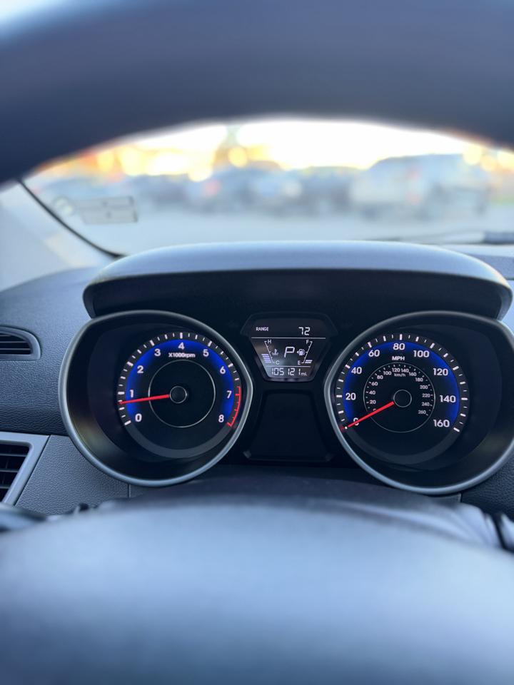 Hyundai Elantra  2014