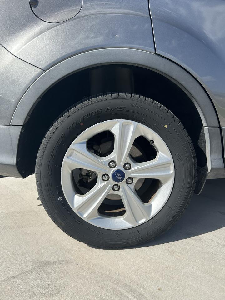 Ford Escape  2014