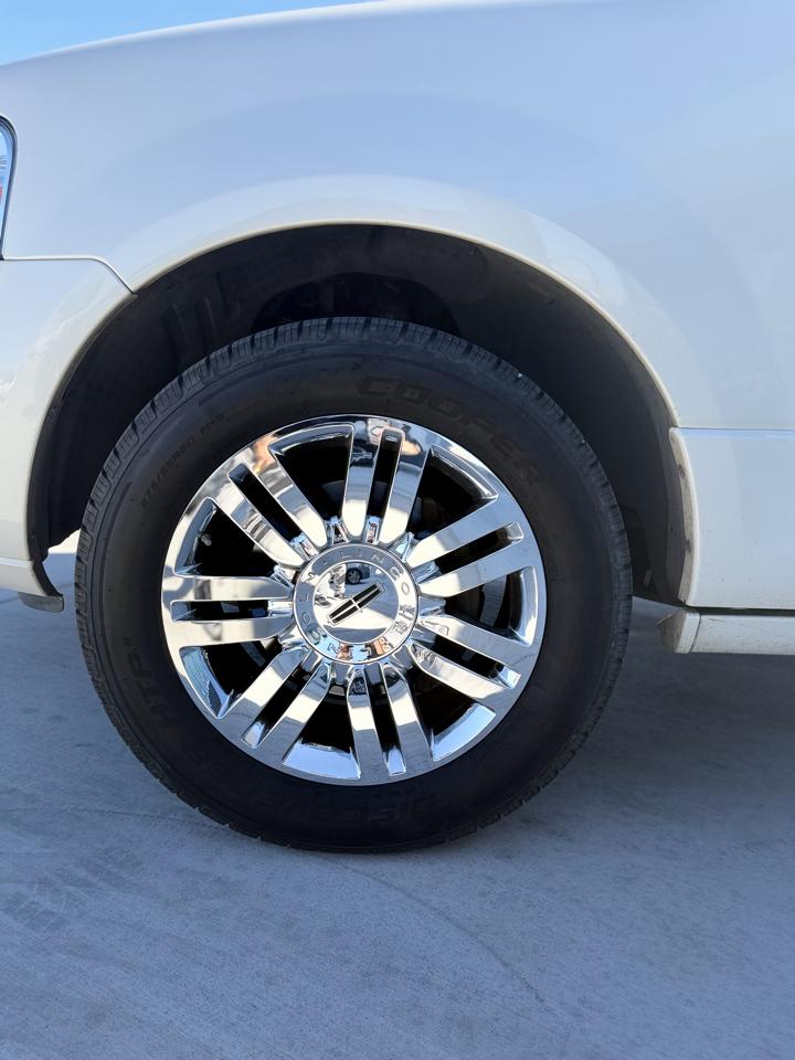 Lincoln Navigator L  2007