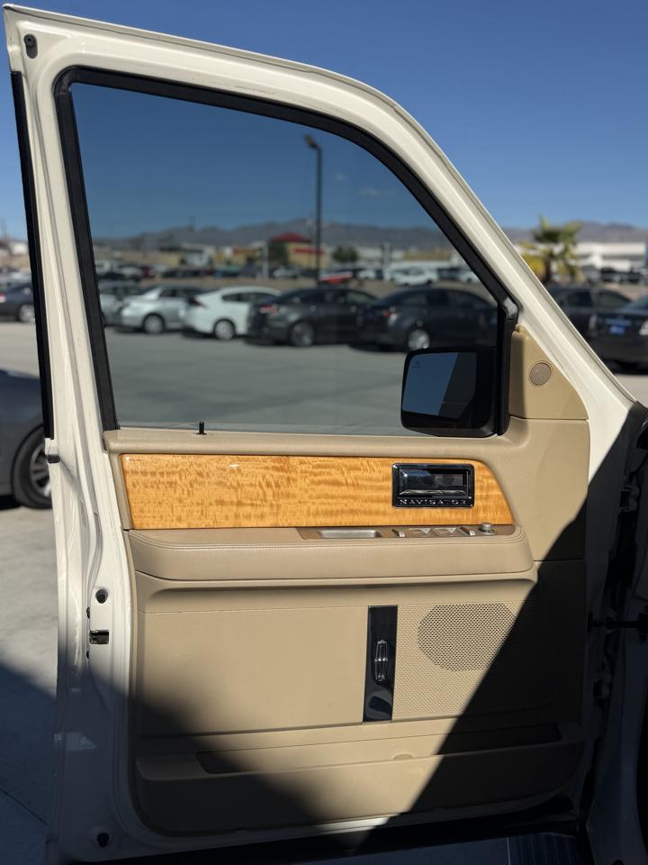 Lincoln Navigator L  2007
