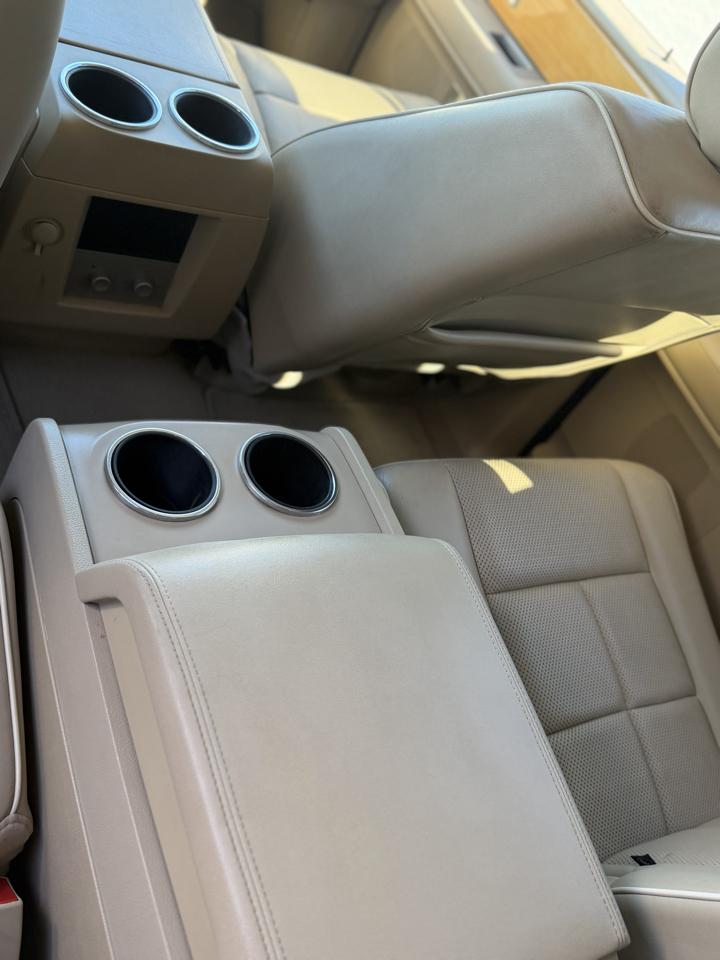 Lincoln Navigator L  2007