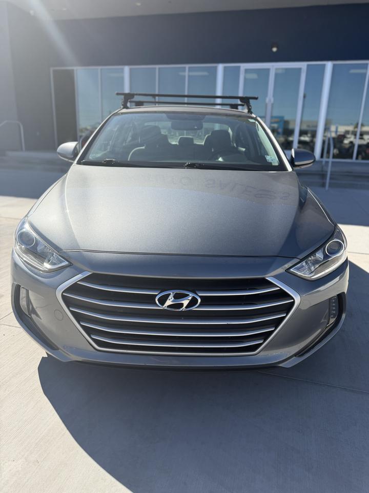 Hyundai Elantra  2018