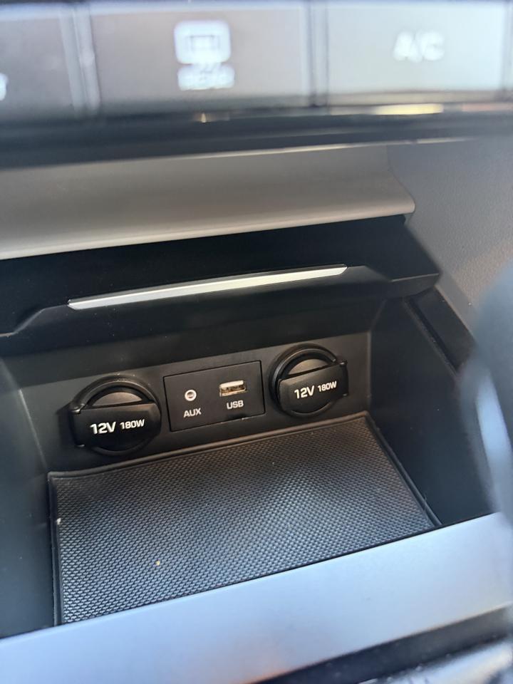 Hyundai Elantra  2018