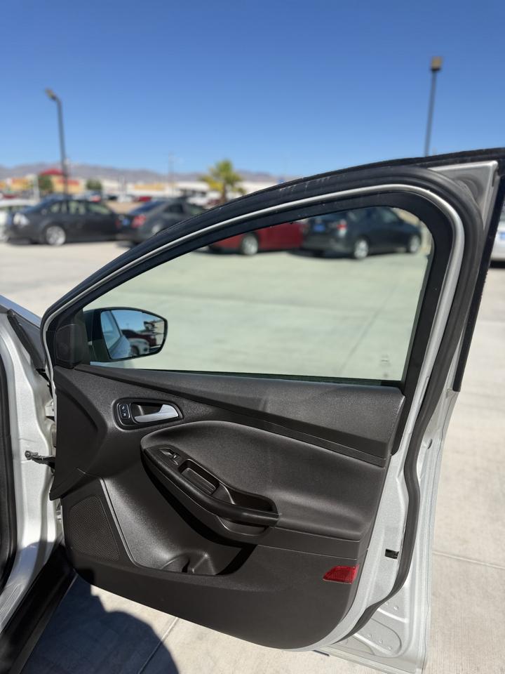 Ford Focus 5dr HB Titanium 2015