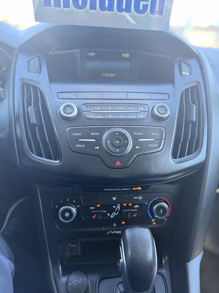 Ford Focus 5dr HB Titanium 2015
