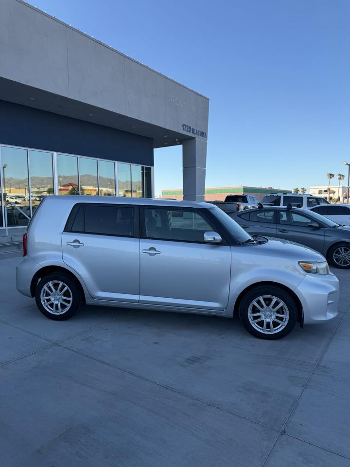 Scion xB  2013