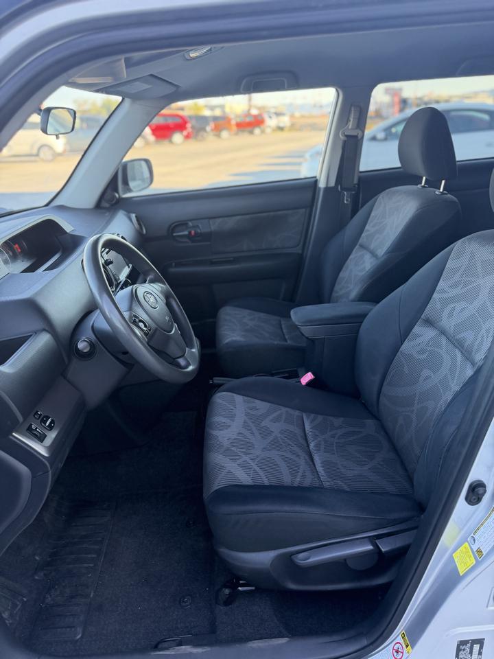 Scion xB  2013